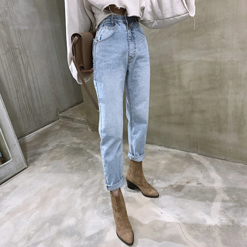 BGTEEVER Vintage High Waist Straight Jeans Pant for Women Streetwear Loose Female Denim Jeans Buttons Zipper Ladies trouser 2021