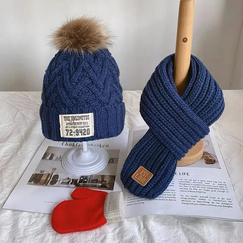 Three-piece children&#39;s winter/autumn woolen cap for boys and girls warm scarf gloves combination baby jumper knitted hat