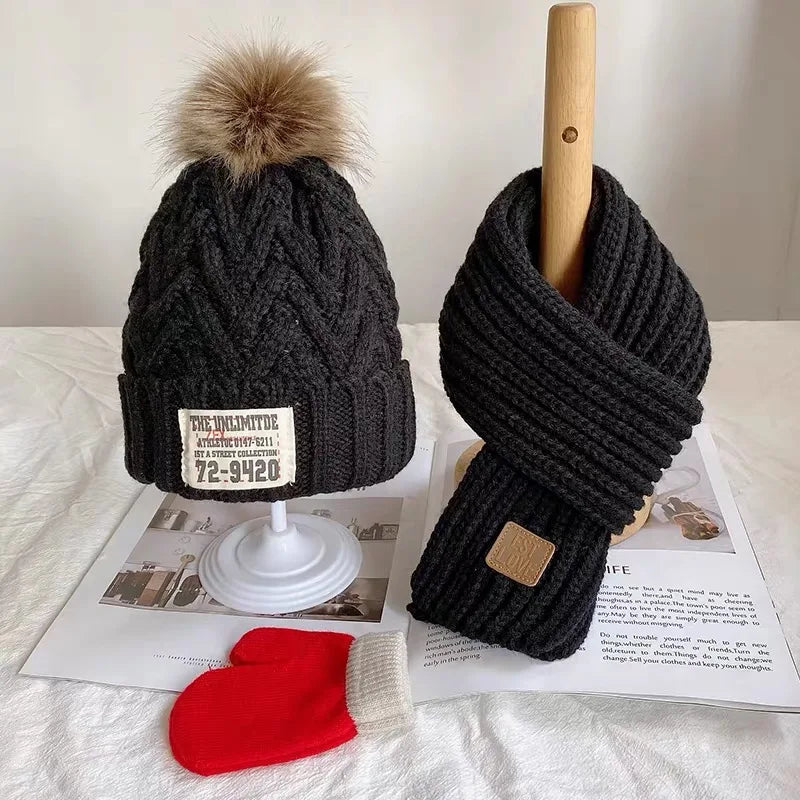 Three-piece children&#39;s winter/autumn woolen cap for boys and girls warm scarf gloves combination baby jumper knitted hat